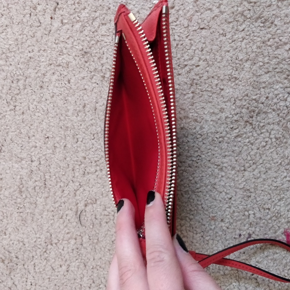 Red And Snakeskin Print Cluth (Like New) - image 5